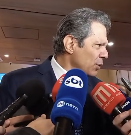 Haddad relata estranhamento com acompanhamento da PM e pede apuração