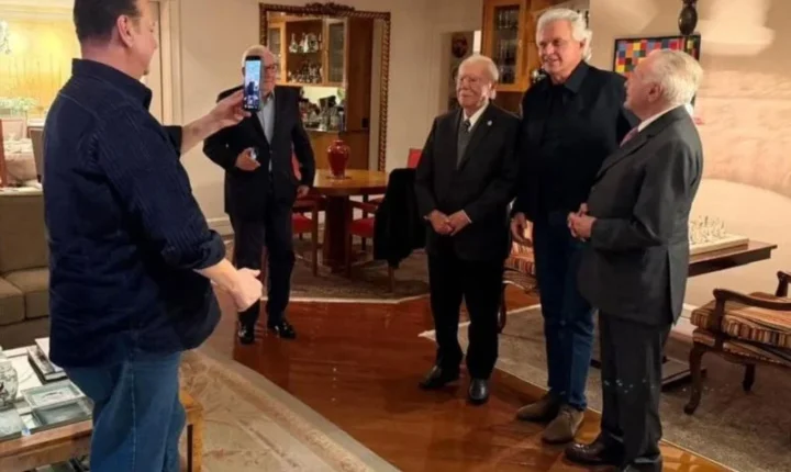 Ronaldo Caiado encontra Temer e Sarney de olho no MDB