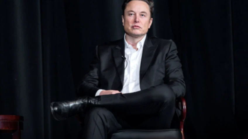 Musk reage a avanço de Flávio em mercado de apostas