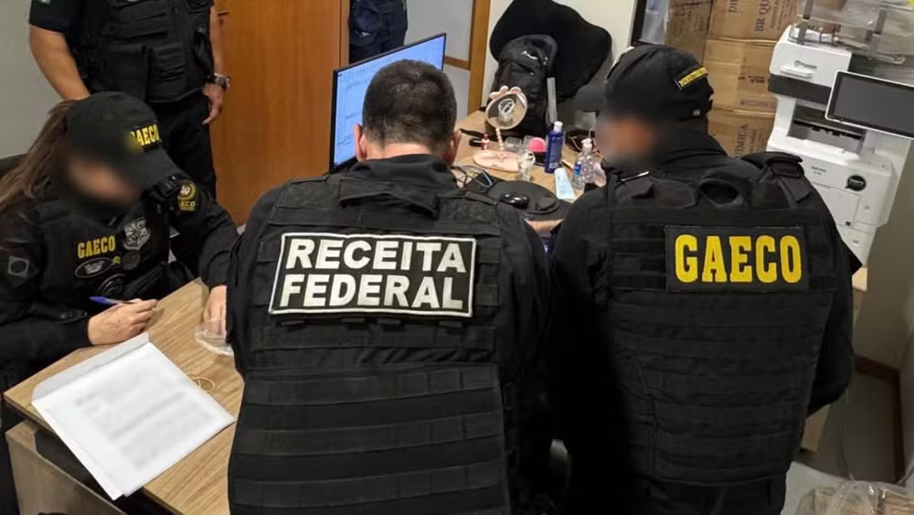 Operação Crédito Oculto chega a São José e investiga esquema de lavagem de dinheiro