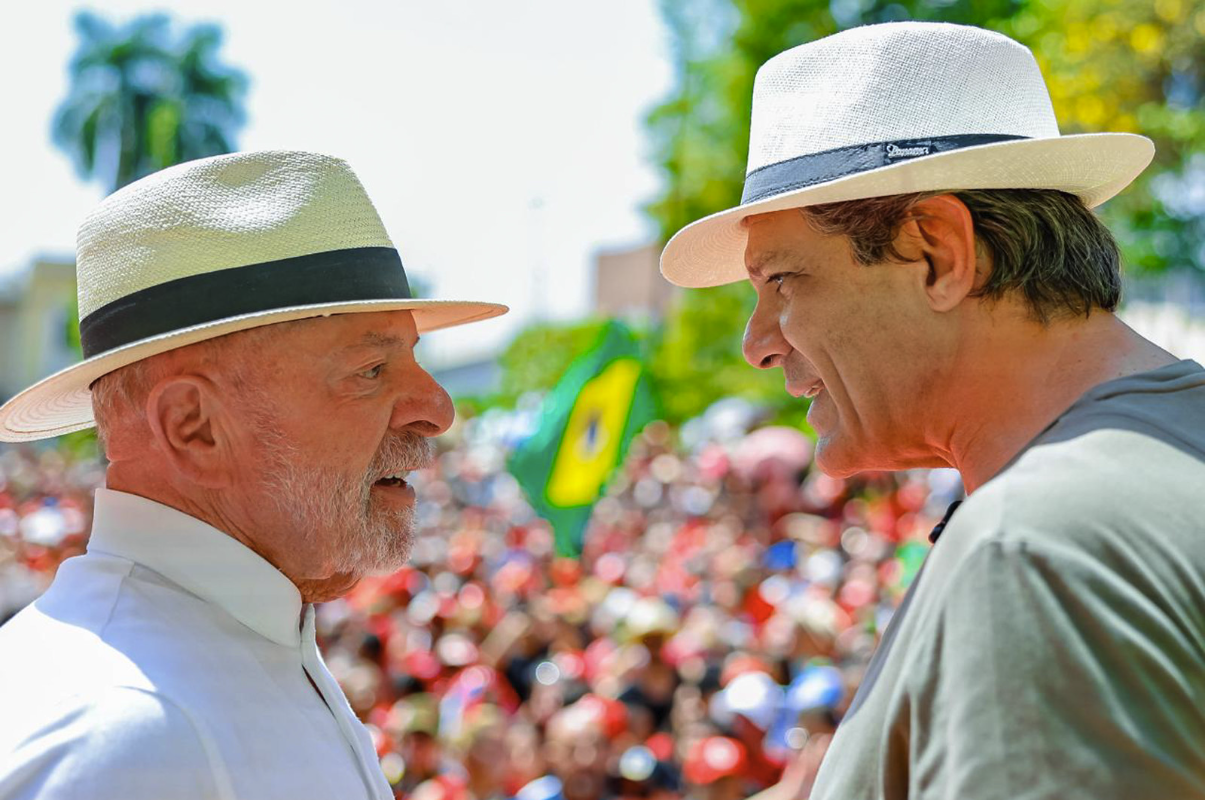 Haddad relaciona Flávio com Vorcaro e dispara: “Esse pulha quer ser presidente”