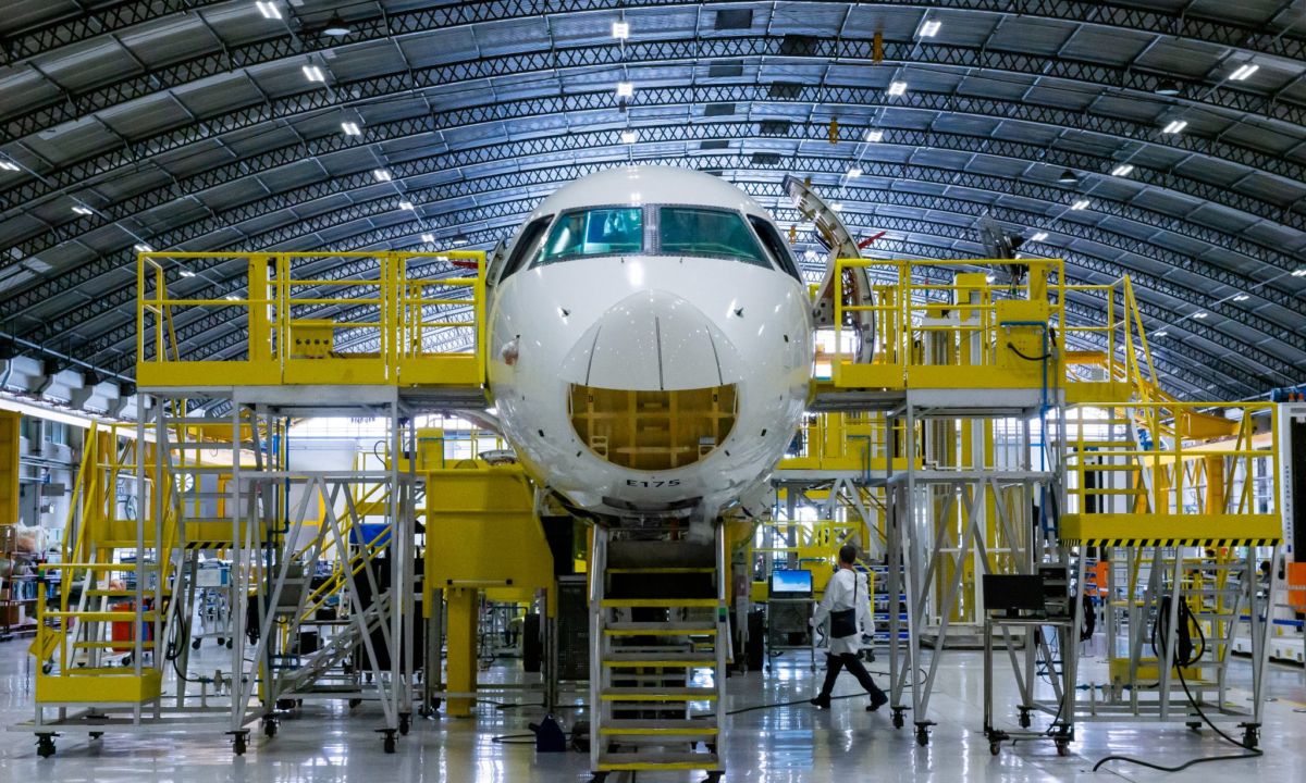 Embraer bate recorde de US$ 35,7 bilhões em pedidos