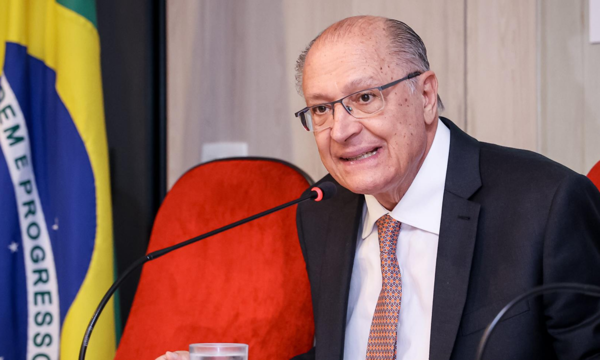 Alckmin articula apoio de prefeitos a Lula após conversa com Kassab
