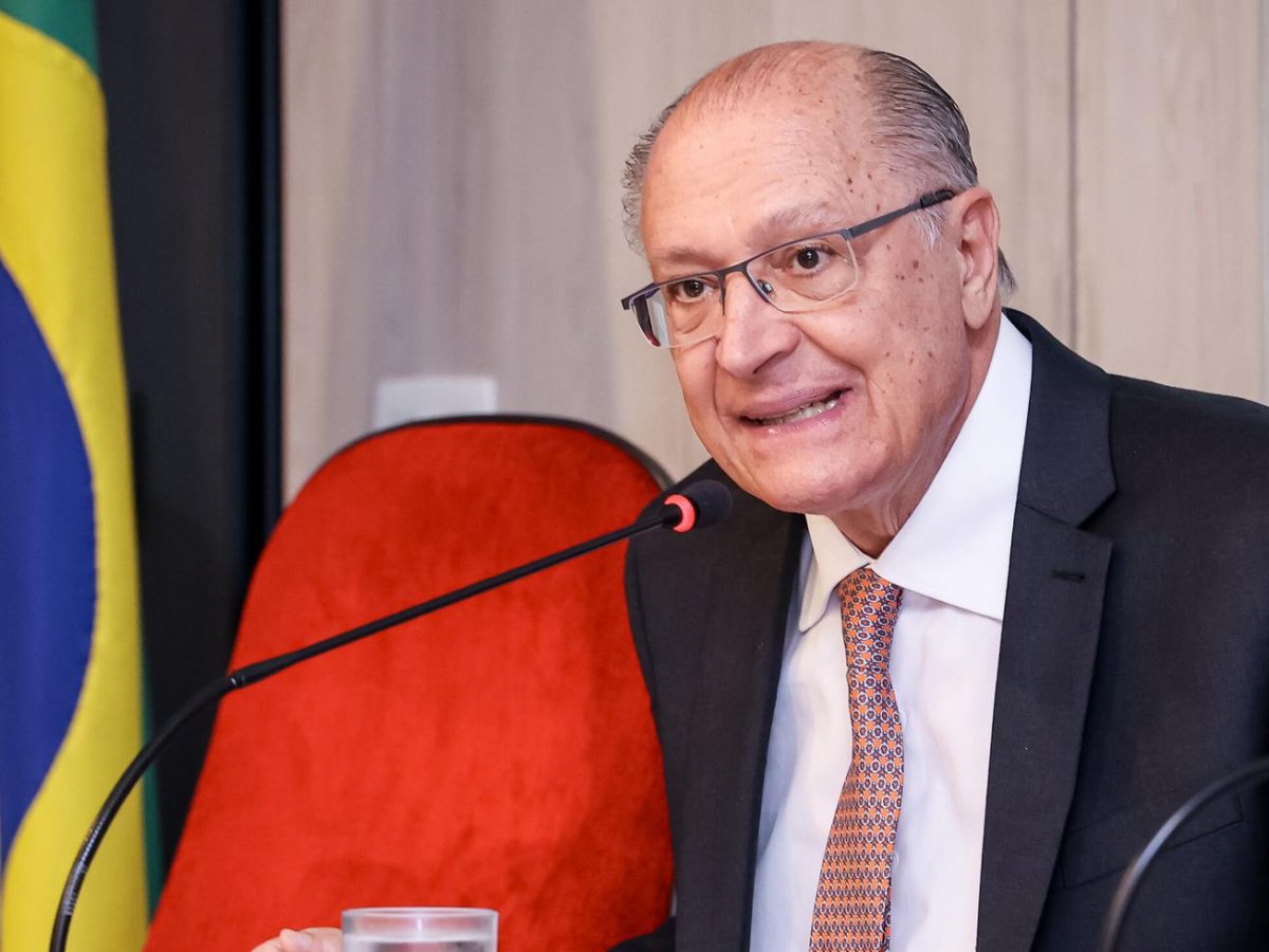 Alckmin articula apoio de prefeitos a Lula após conversa com Kassab
